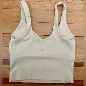 Lululemon Cream V Neck Crop Tank Top; Size 0.